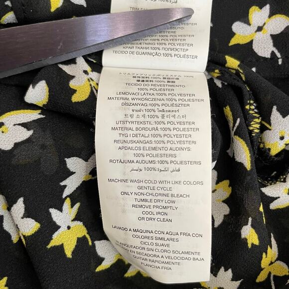 Michael Michael Kors Lillies Split Neck Blouse Black Yellow Sz 1X - Picture 7 of 7